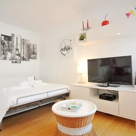 Trendy Studio Apartament Paryż